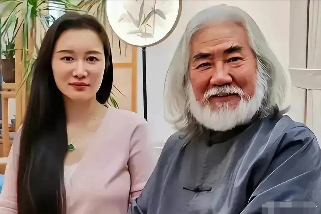 白百何|太阳女主持造假?白百何拖累黄轩?张纪中跟现任老婆离婚?