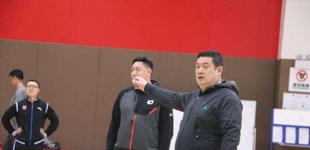 徐长锁|前深圳主帅或回归CBA，徐长锁下课在即