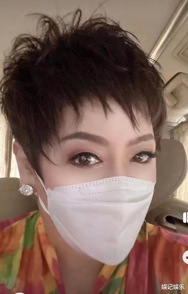 郭碧婷|向太一家返回香港，跟刘嘉玲聚会超开心，疑似默认郭碧婷在安胎