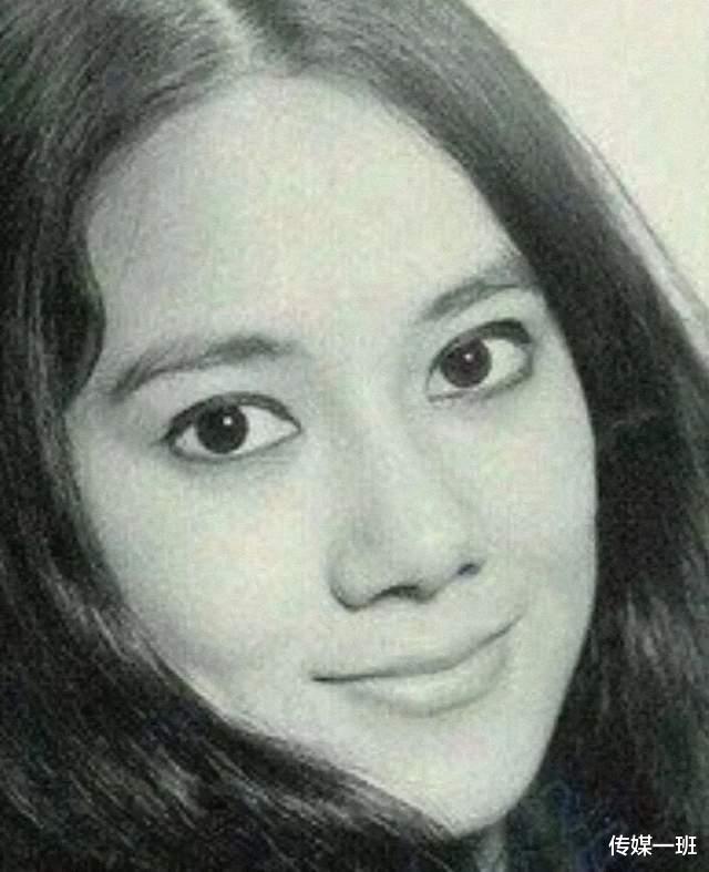 丁佩|向华强前妻丁佩：李小龙死在她的房间，女儿向咏恒是“珠宝女王”