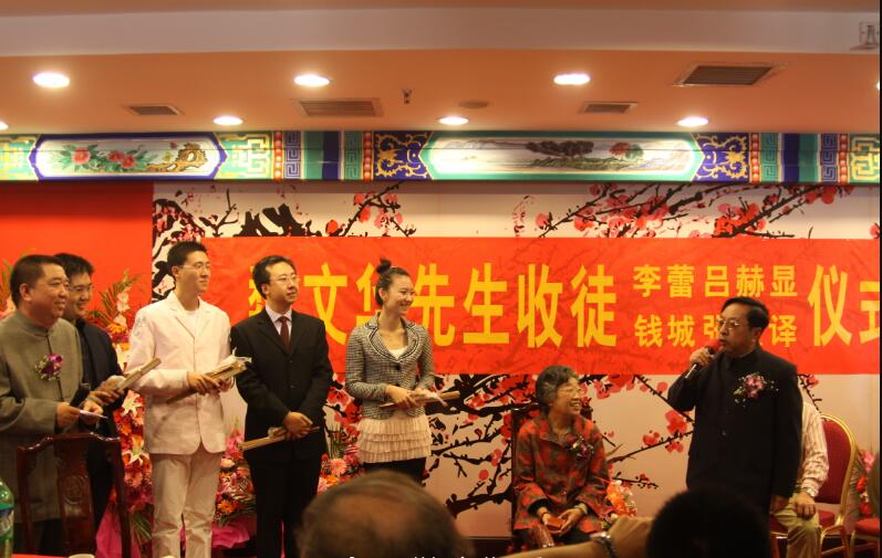 相声|两相声艺人“撩妹”信息被曝，德云社又中枪，此类事情为何频发