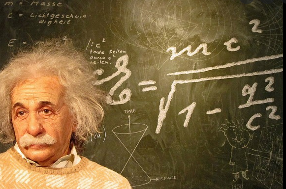 爱因斯坦的大脑图像公开，普通人和天才的差距，就在这一点