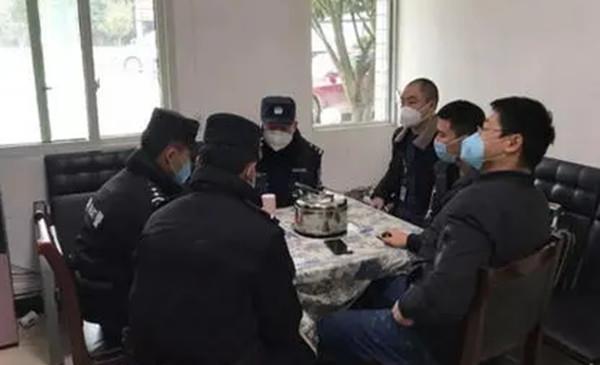 受害者死前遭凌虐,凶手杀人后抛尸树林