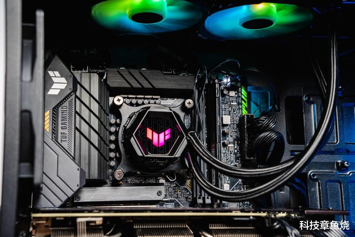 主板|12代酷睿入門好選擇，華碩B660重炮手主板體驗