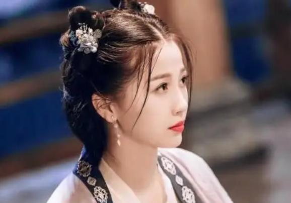 仙剑六|《仙剑六》新路透曝光，女主女二罕见同框，造型跟气场却相差甚远