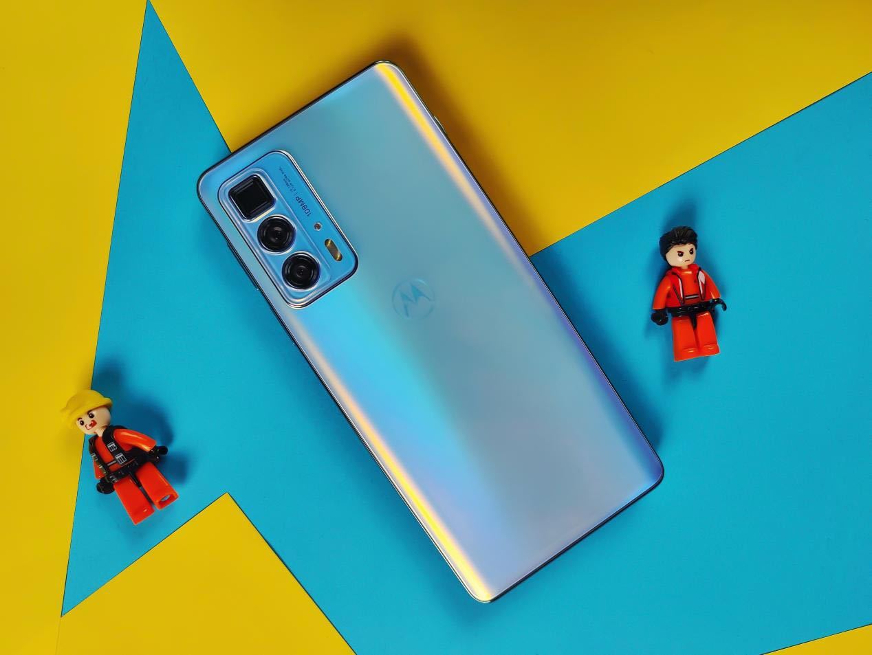 苏宁|小米遭遇对手，骁龙870降到1999元，1亿像素+50倍变焦