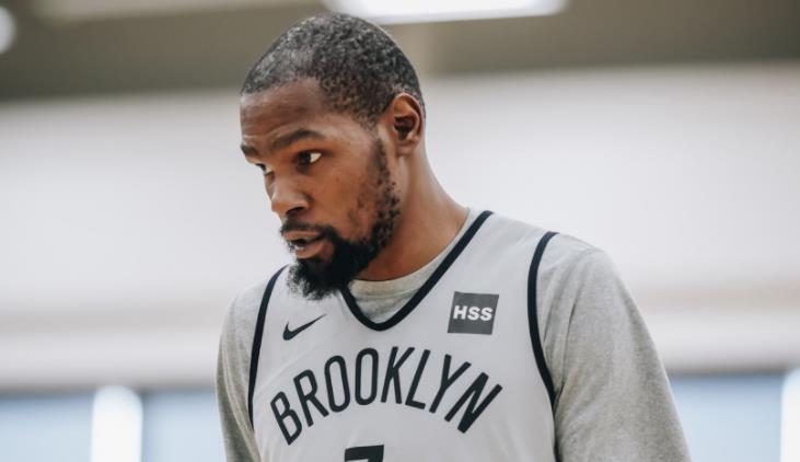 篮网队|NBA前瞻：内线乏力！篮网和绿凯互拼刺刀，双探花状态更胜一筹