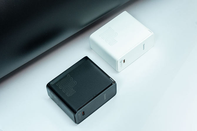 手机行业|大功率小体积 倍思QC5 100W氮化镓充电器更轻便更高效