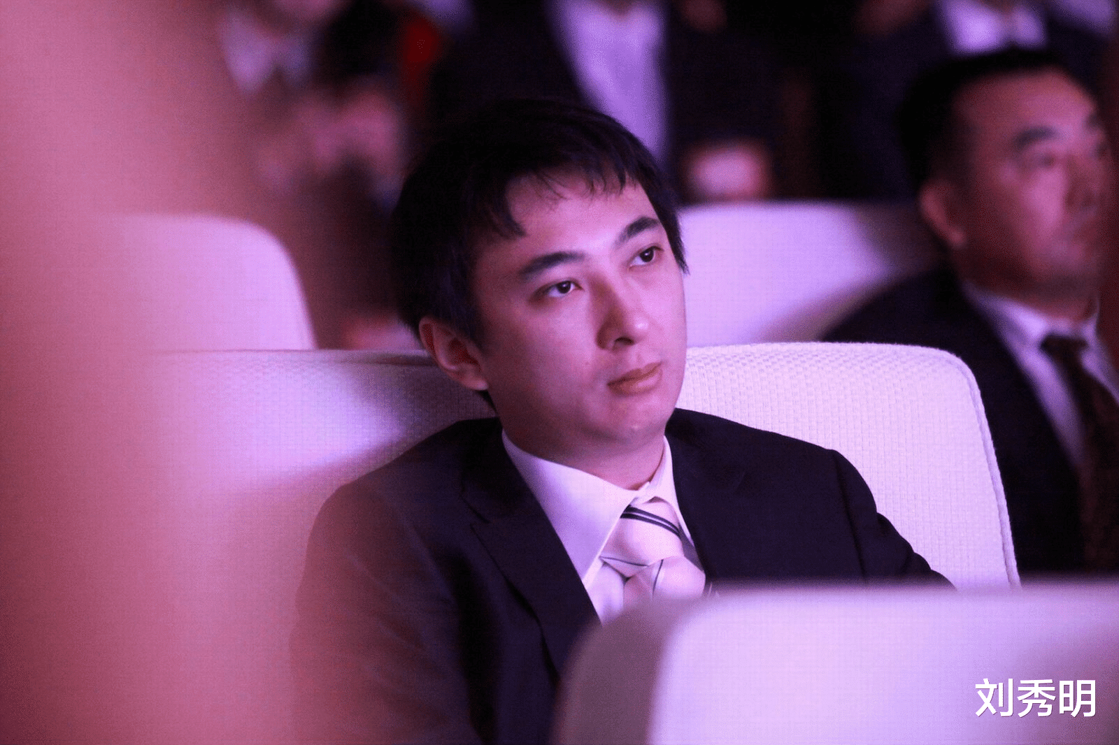 王思聪|消失的王思聪和他一言难尽的创业史