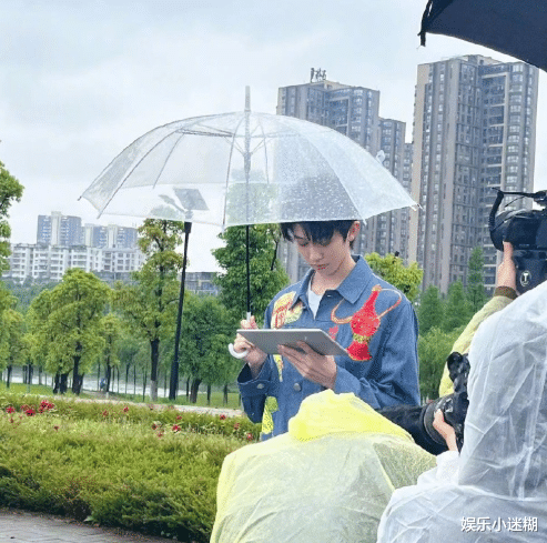 王濛|《登录圆鱼洲》路透已出,嘉宾阵容曝光,王濛现身成亮点