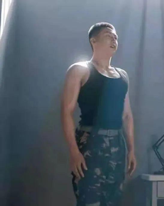 任嘉伦 明星的无效操作,孙俪坚持养生却眼凸,任嘉伦经常被叫任国超