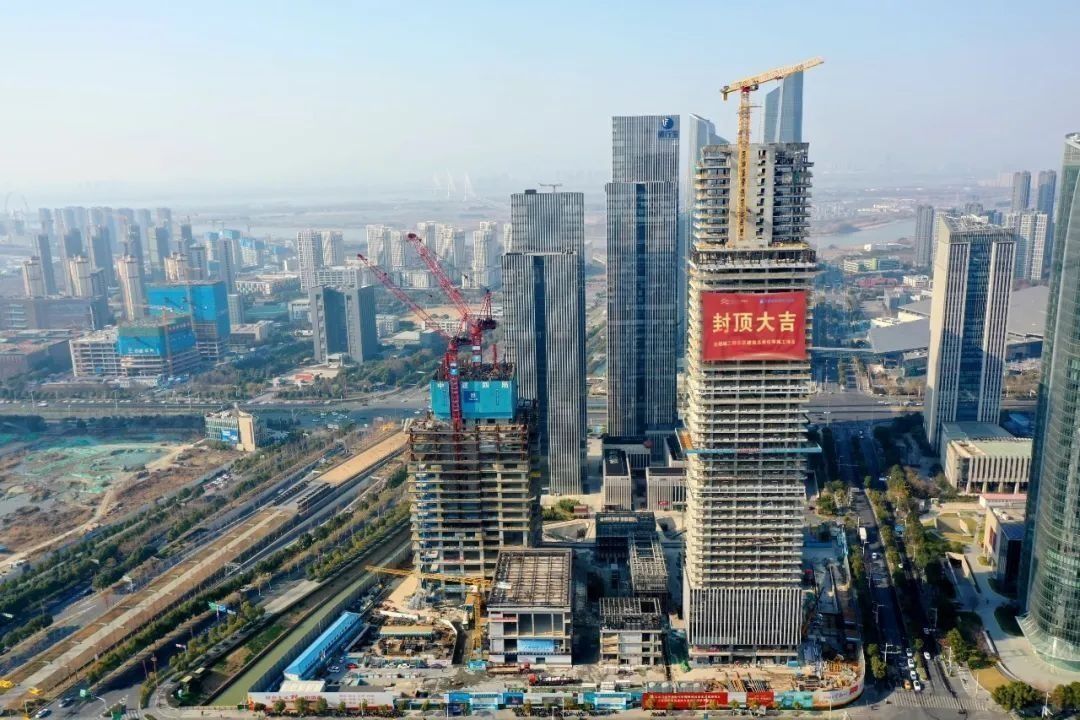 南京|南京新地标首栋超高层主体结构顺利通过验收