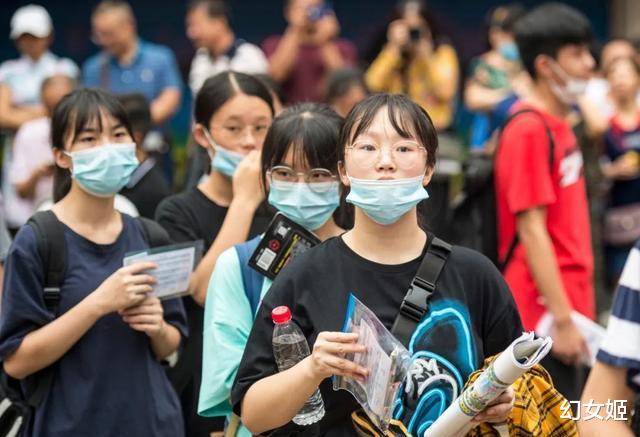 106人超过700分，北京高考“学霸”井喷，原因有几个？