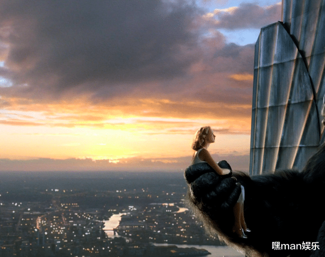 娜奥米·沃茨|娜奥米·沃茨的阴暗面 出道36周年 职业生涯被一分为二