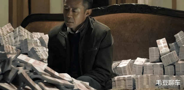 侯勇|侯勇挑战贪官形象, 通宵拍戏，《人民的名义》中配角成名