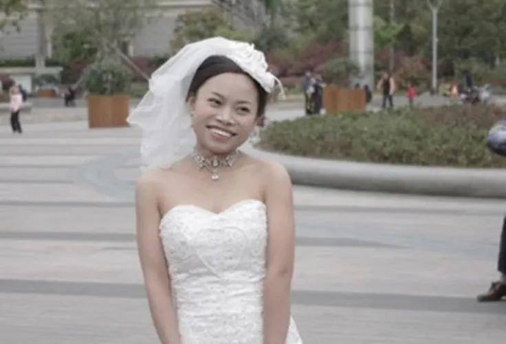 |凤姐:承认自己普通,在美国无法跨越社会阶层,对未来失去信心