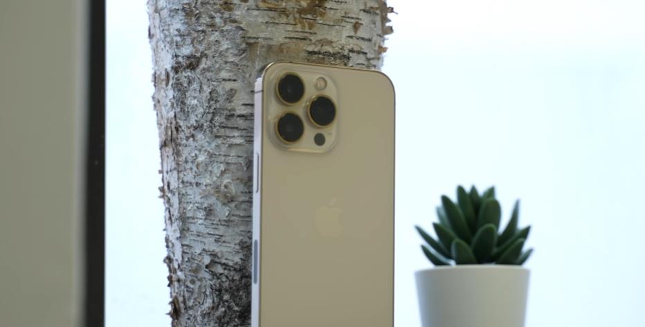 一加科技|2022年这4款手机拍照最好，面对单反也不怵，小长假出游必备