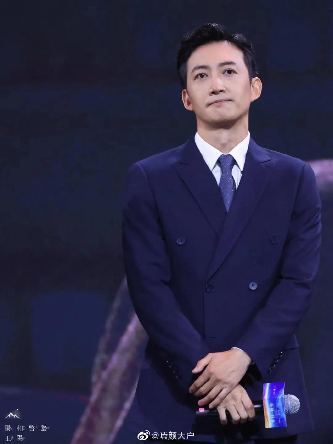 陈道明|靠一张臭脸成为娱乐圈顶级“斯文败类”：他连皱纹都好性感