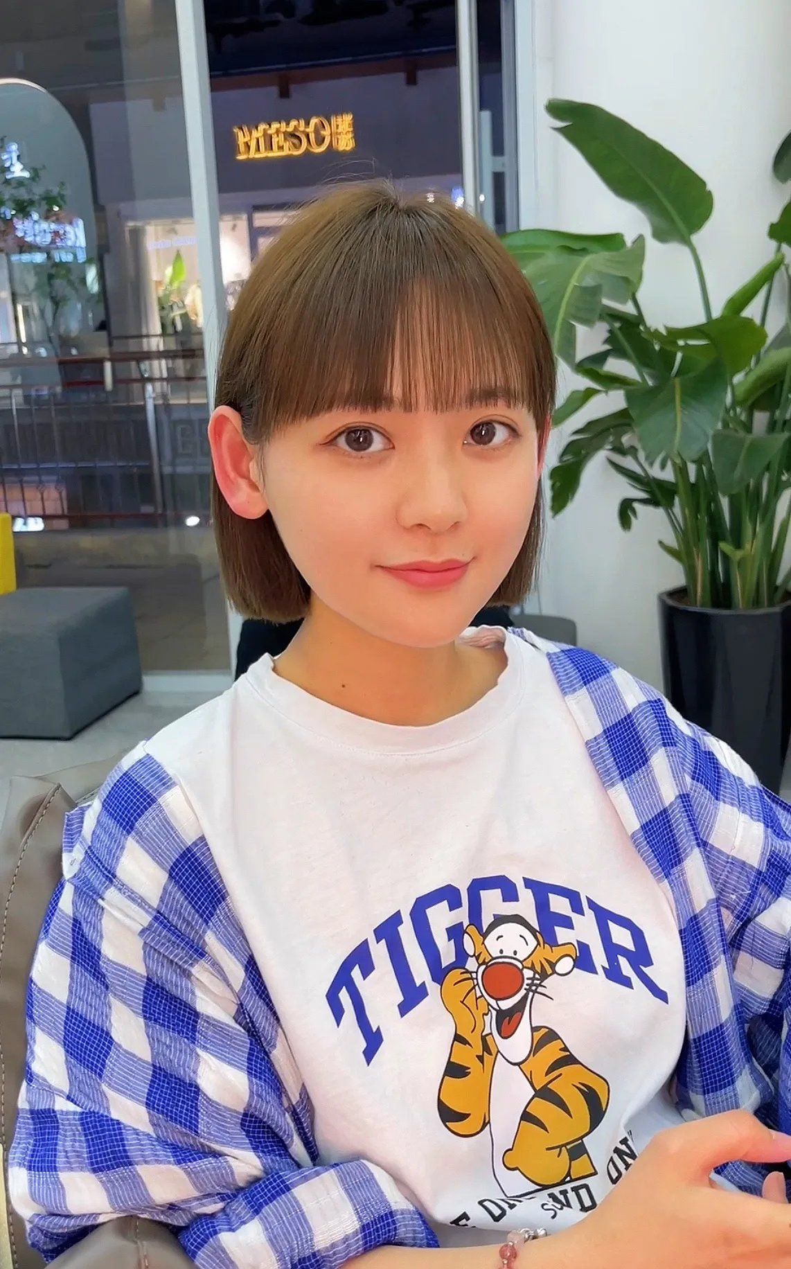 穿衣搭配 女发别再瞎剪了，看看当下最火发型17款，潮流还时尚