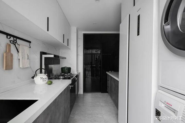 总结厨房的4处收纳技巧,吊柜部分开放,台面置物架等,干货满满