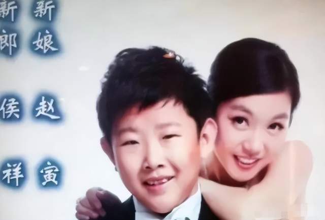 侯祥|他是不老童星，9岁停止发育，演了15年小孩，与妻子同框像母子