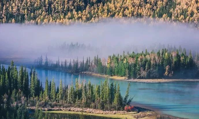 |喀纳斯的秋天刷爆朋友圈，简直令全国人民都羡慕坏了！