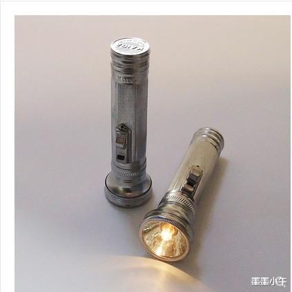 十几款快要消失的老物件,认得或用过的,都不再年轻了