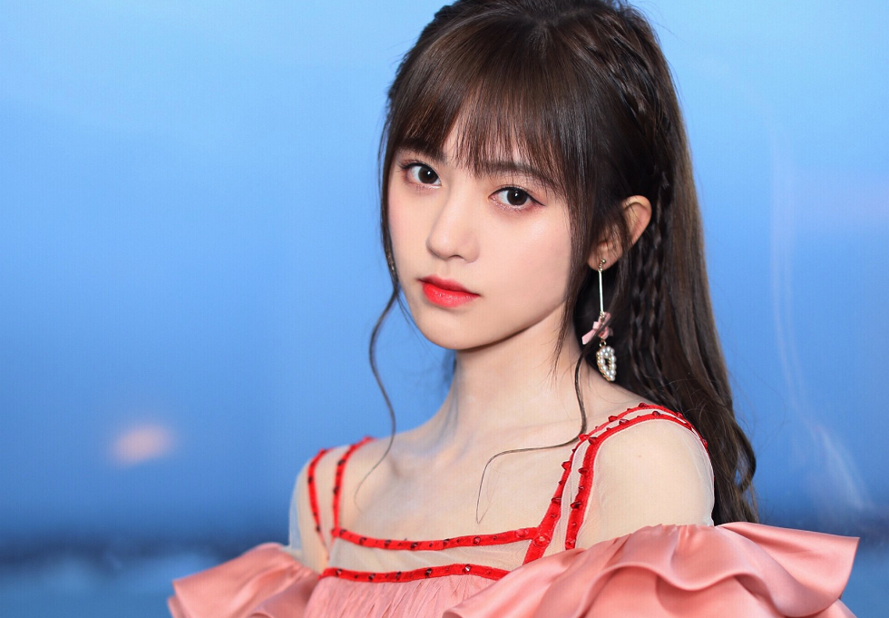 宋智雅|宋智雅穿假货被揭穿,综艺镜头也被删除,杨幂和唐嫣也被牵连?