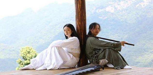男子带女弟子隐居深山8年,与其结婚生孩子,如今过得怎样?