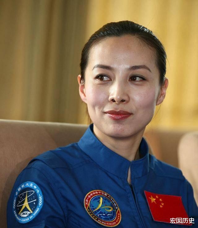 为什么返回地球的女宇航员禁止生育?对宇航员及其后代健康的考虑