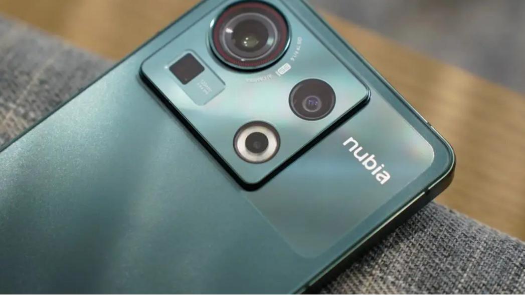 努比亚|18G + 1TB大储存，骁龙8plus+35mm镜头，仅售3399元起