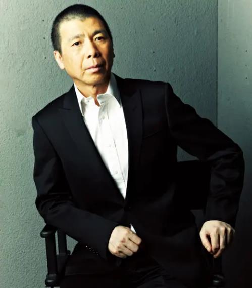 冯小刚|“绝顶聪明”的冯小刚，也走到了今天