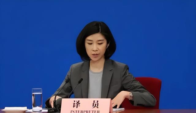 外交部“女神”升职记，有颜有才有能力，这才是学生们该追的星