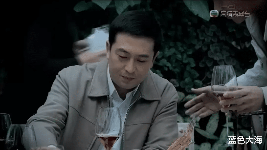 王砚辉|“高官干部”别尬演，看看什么叫作把干部演“活”了！