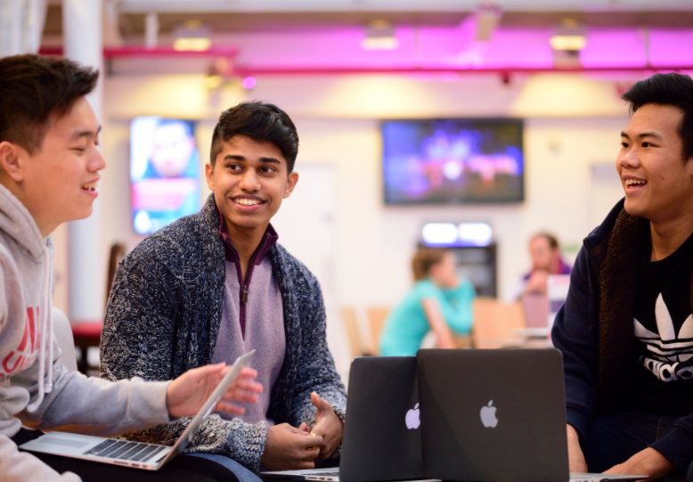 留学生|留学生心有不甘：“凭什么我花父母的钱上学，却要感谢国家栽培”