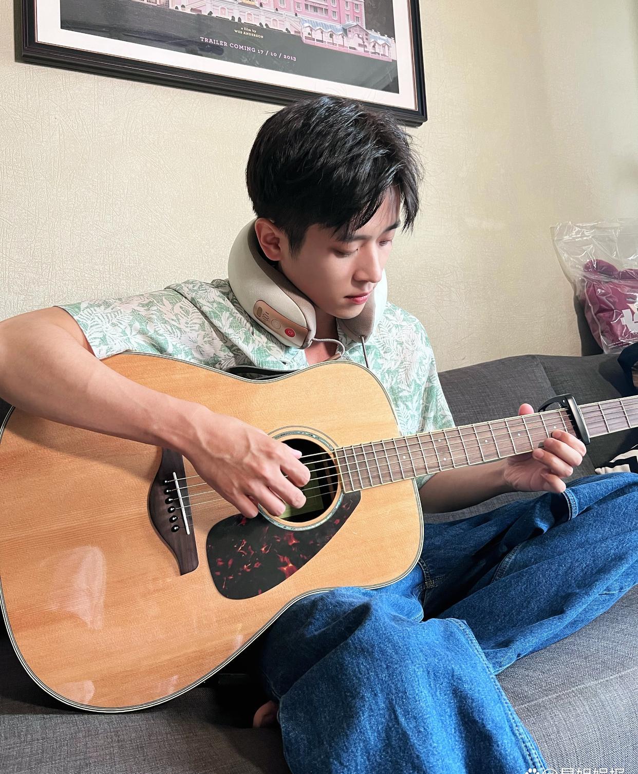 虚颜|《虚颜》男主曾被嘲“古装丑男”，现因颜值出圈，还撞脸陈冠霖！