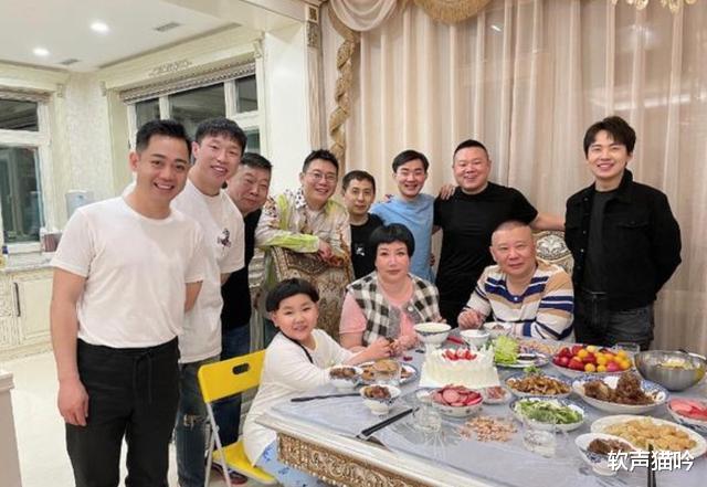 继母|不孝继子？郭麒麟未发文为继母庆生遭骂，被网友狠批红了就忘本