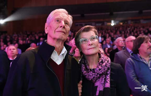 医生|著名演员根纳季·尤赫金新冠去世，享年90岁，坚持出院成致命关键