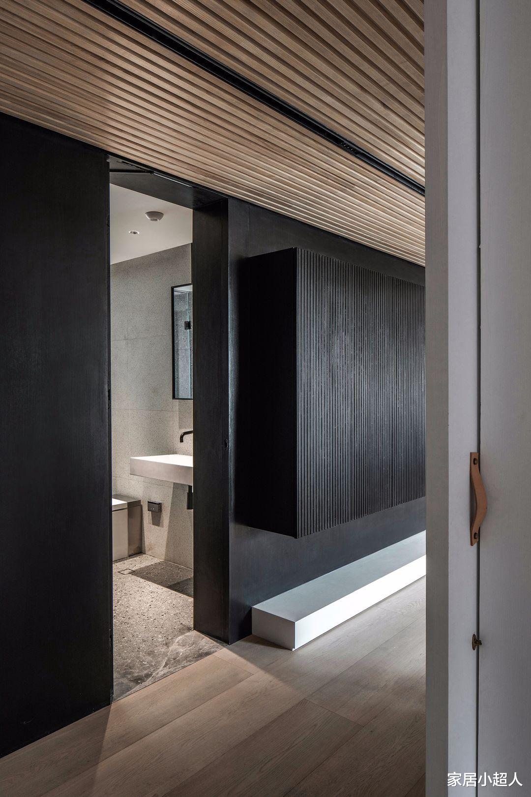 精英男士的家,对生活有着极高要求,家居空间也是独一无二