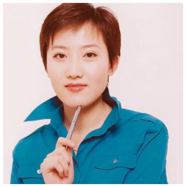 分居|主播鲁健：32岁娶小6岁的郑天亮，婚后分居15年，分居背后有辛酸