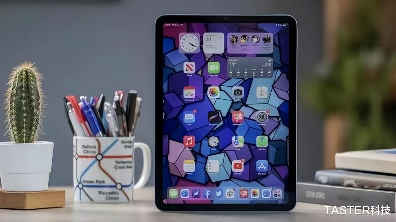 苹果也很无奈！发布一个月降价300！新iPad Air：这才是最佳选择