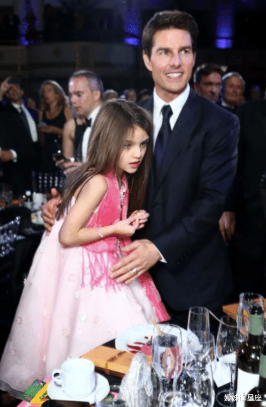 皮特|?美少女希洛:像朱莉也像皮特,父母闹离婚6年,她还是小公主