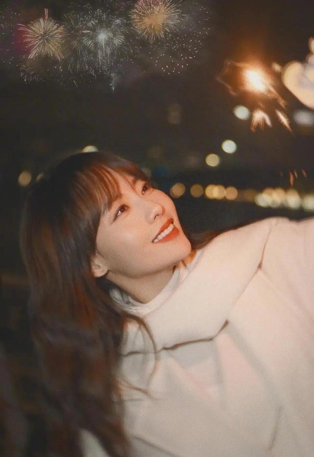 买超|张嘉倪前夫买超高调三亚度假!身边女伴已不是邵晴!