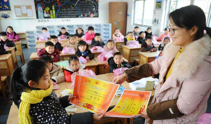 考试|河南家长挠头了, 中小学生要求签拒绝培训承诺书, 违反计入诚信档案
