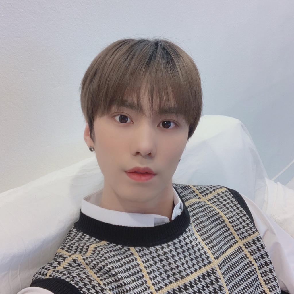 astro|ASTRO朴敏赫与朴宝妍恋情传闻，男方承认女方否认，这算恋爱吗？