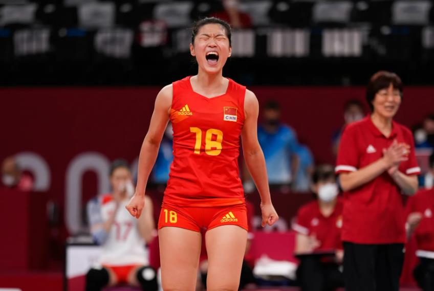 王梦洁|落选中国女排只是暂时的，王梦洁崭新姿态再上岗，令人不得不服