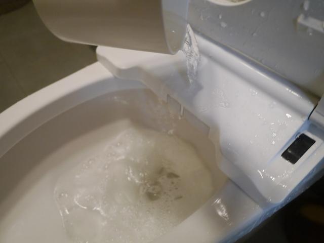 卫生间全方位除臭,我有三板斧;我家卫生间,从来都是香喷喷的