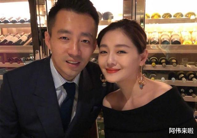 周渝民|大S前男友周渝民：四年的姐弟恋无疾而终，如今有妻有女其乐融融