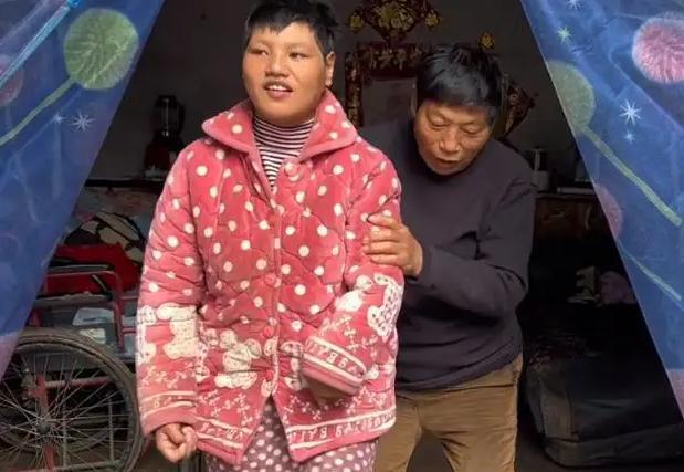 65岁男子娶28岁残疾妮娃,打算要二胎,妮娃却突然脾气暴躁