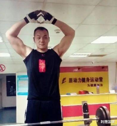 职业教育|身高205体重130！野球场胖虎！职业球员都不一定顶得住... ?